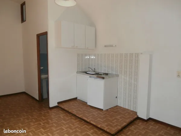 Studio 1 pièce 25 m²