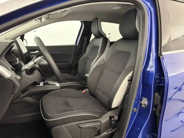 Renault Captur e-tech full hybrid 145 — photo 9