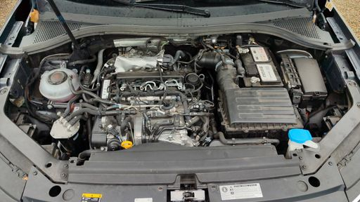 Volkswagen Tiguan 2.0 TDI 150 DSG7 - Carat – 2018 – 160206 km – Diesel – Boîte Automatique — photo 27