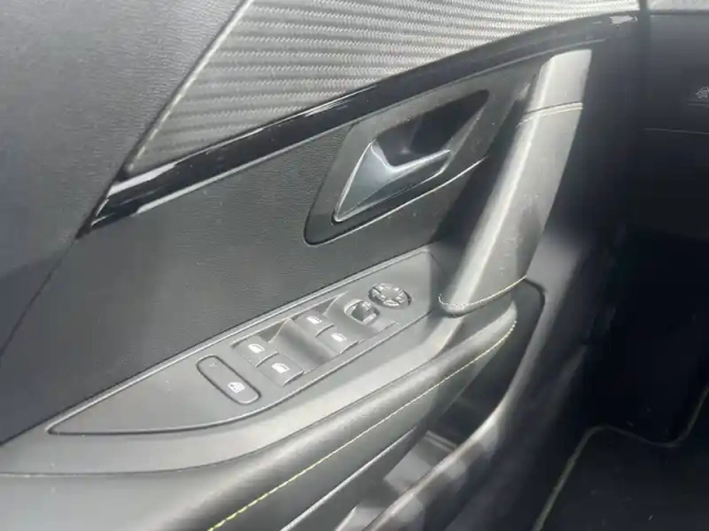 Peugeot 208 electrique 50 kwh 136ch — photo 28