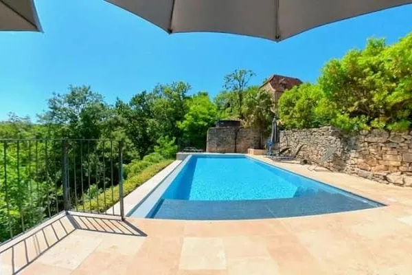 Propriété 11 pièces 280 m²