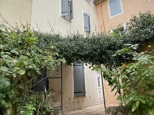 Ensemble immobilier 5 pièces 145 m²
