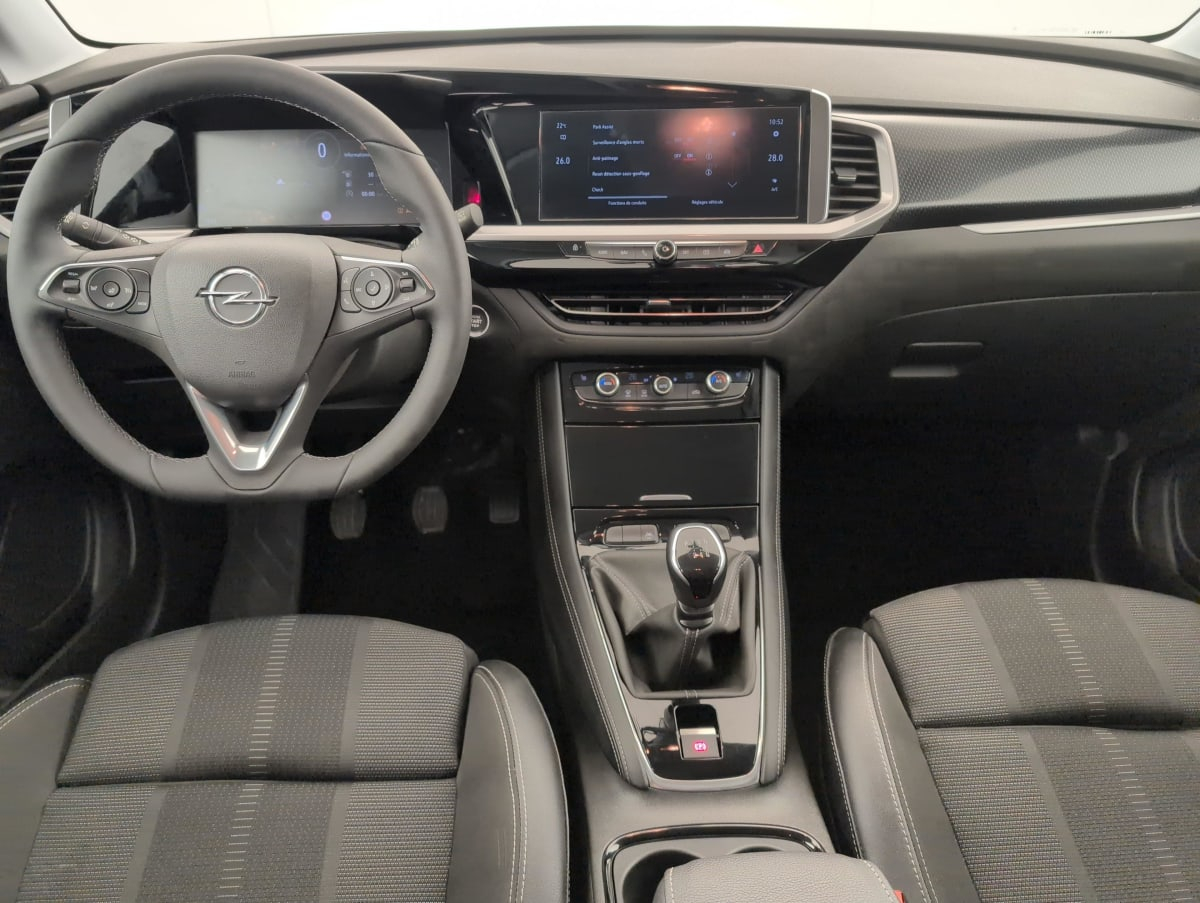 Opel Grandland — photo 14