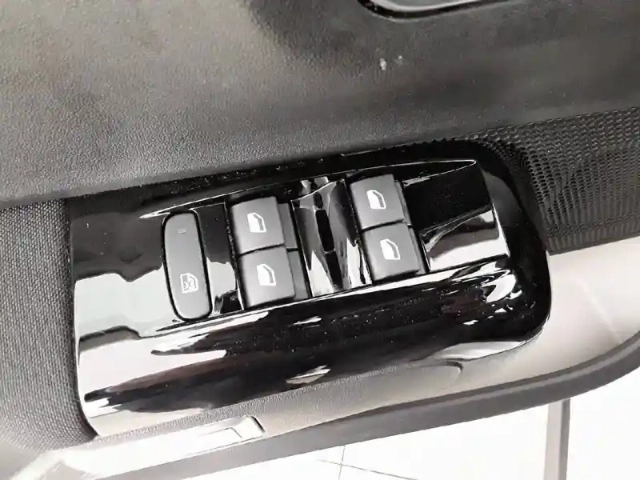 Citroën C3 puretech 83 s&amp;s bvm5 — photo 44