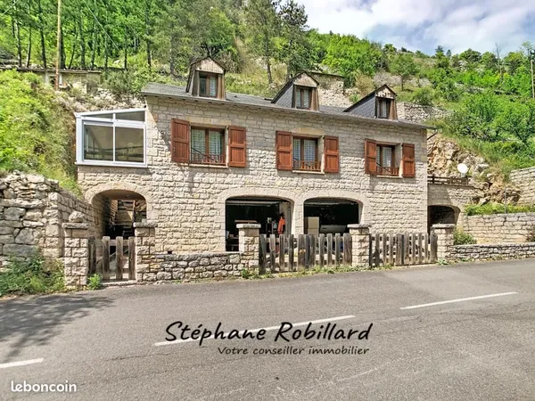 Maison 6 pièces 139 m²