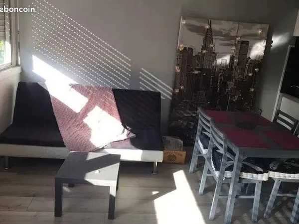 Beau studio meublé 26m² proche de la Vieille ville