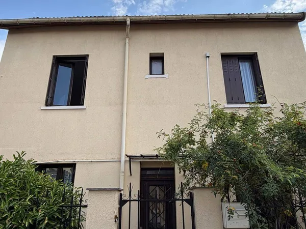 Maison 6 pièces 30 m²