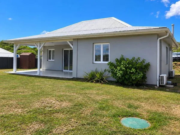 Maison de plain-pied 4 pièces 91 m²