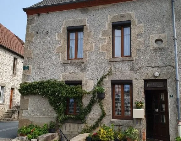 Trois maisons avec potentiel de 250 m² habitables