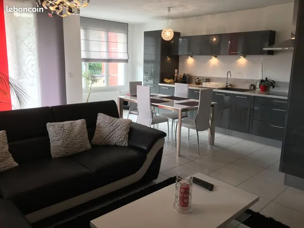 Appartement 3 pièces avec balcon et garage