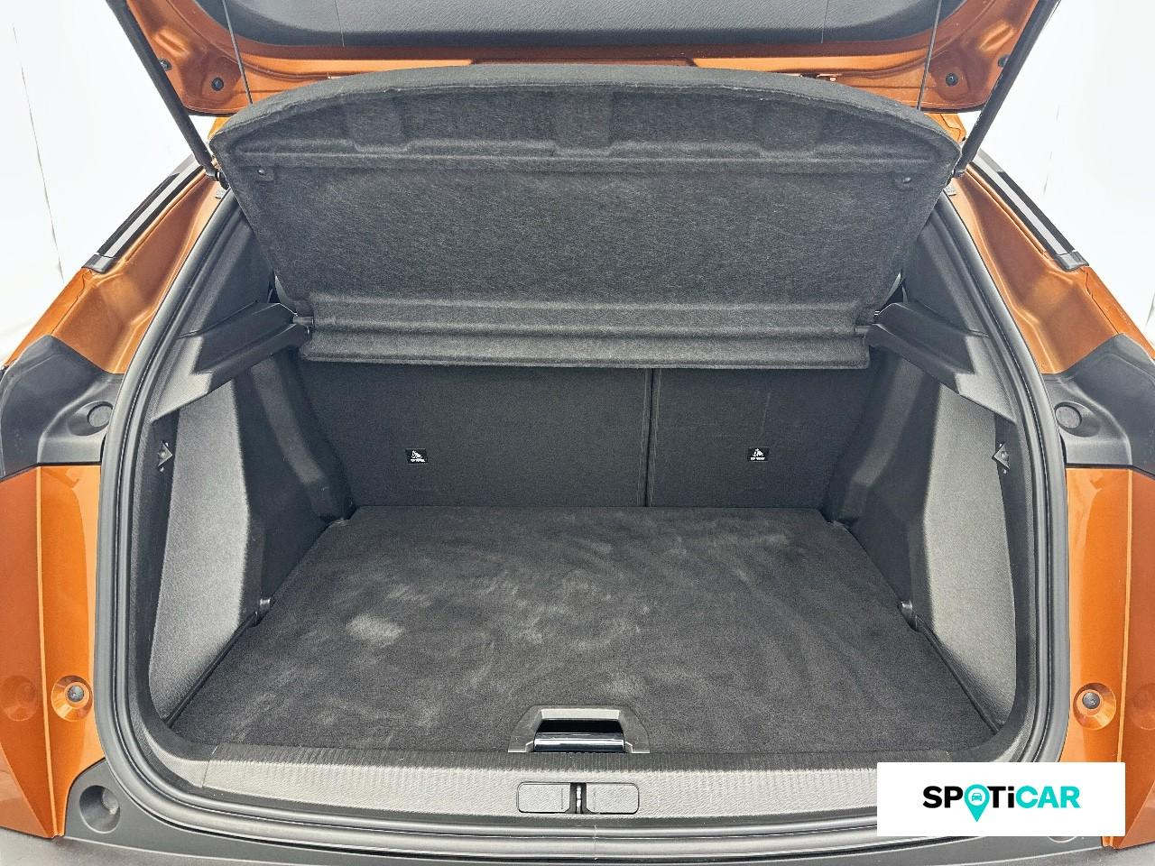 Peugeot 2008 e-2008 136ch allure — photo 6