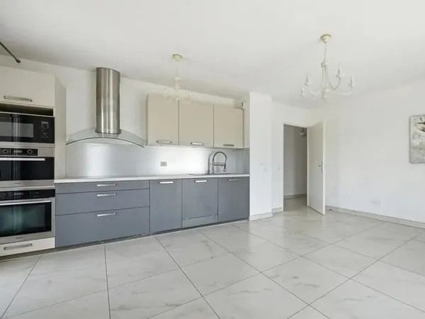Appartement 4 pièces de 74 m² à Ivry-sur-Seine