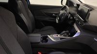 Peugeot 3008 HYBRID 225ch Allure Pack e-EAT8 — photo 15