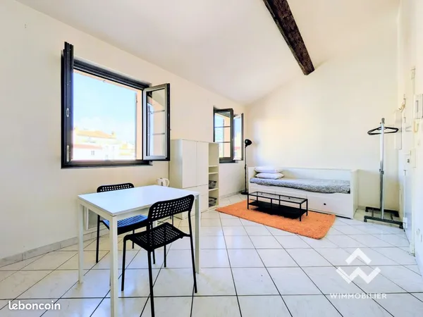 Studio 1 pièce 23 m²