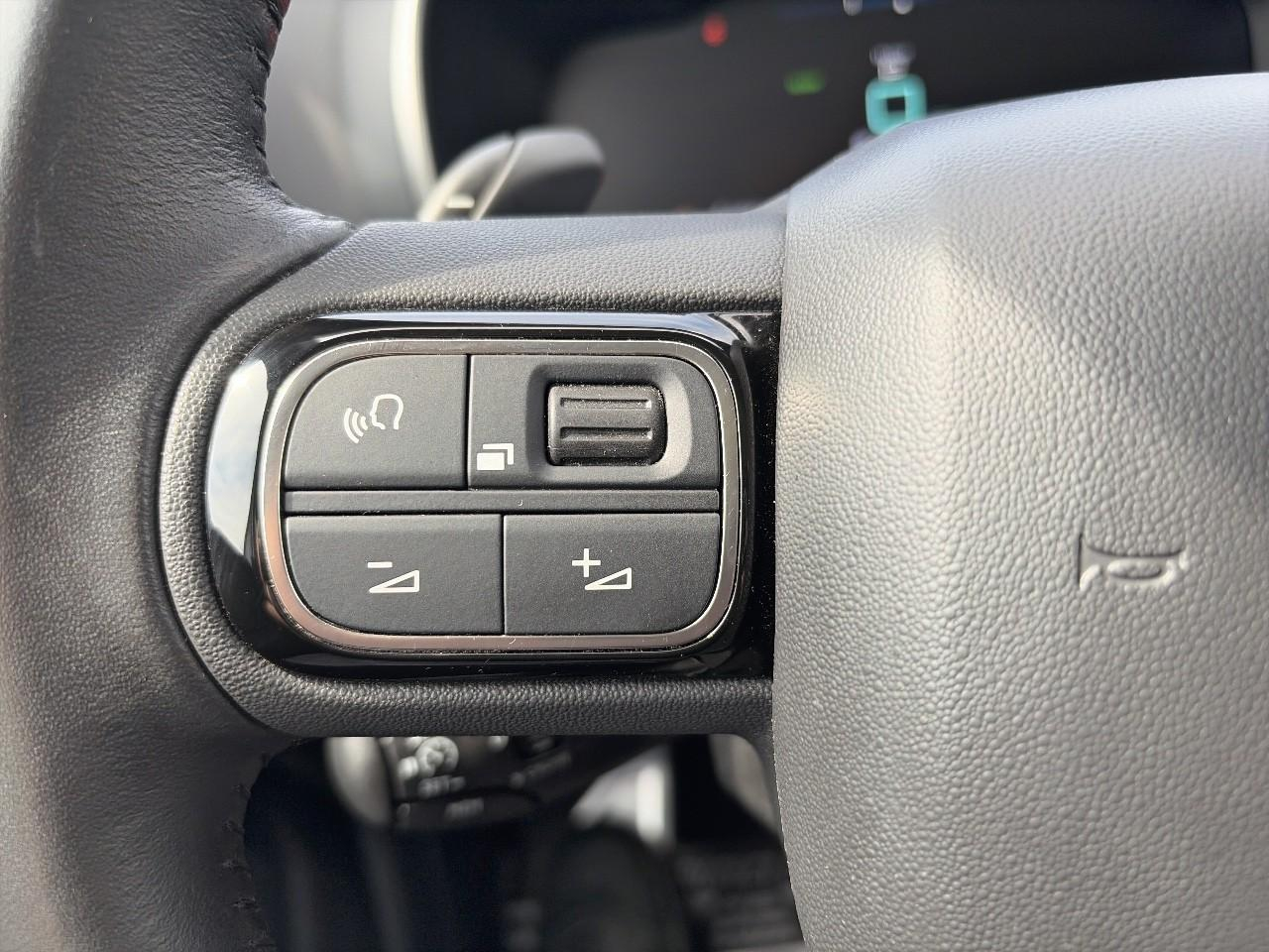 Citroën C5 Aircross hybrid rechargeable 225ch shine pack e-eat8 — photo 14