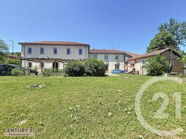 Maison 7 pièces 407 m²