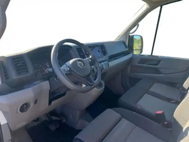 Volkswagen Crafter van 35 l4h3 2.0 tdi 140 ch bva business plus — photo 9