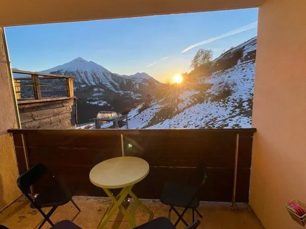 Studio cosy coin montagne