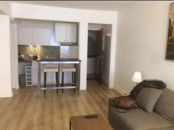 Studio 1 pièce 30 m²