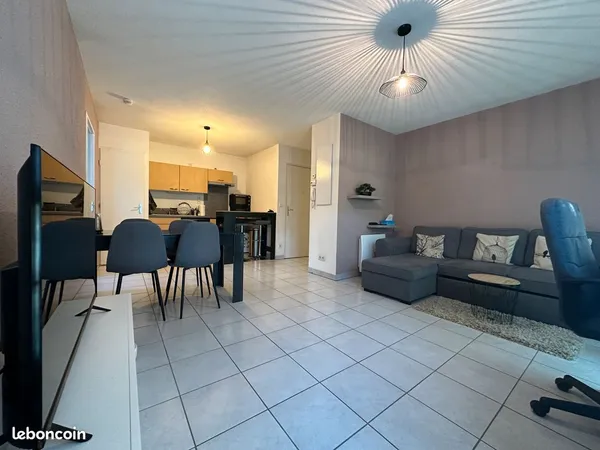 Appartement T2 45m² (avec parking) - Résidence Hélène