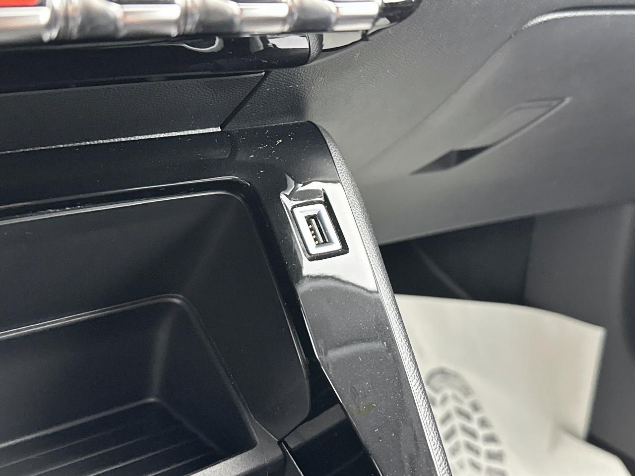 Peugeot 208 puretech 100 s&s bvm6 style — photo 28