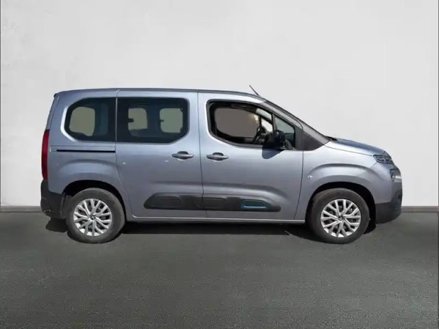 Citroën Berlingo e- taille m 136 ch 100 kwh automatique — photo 4