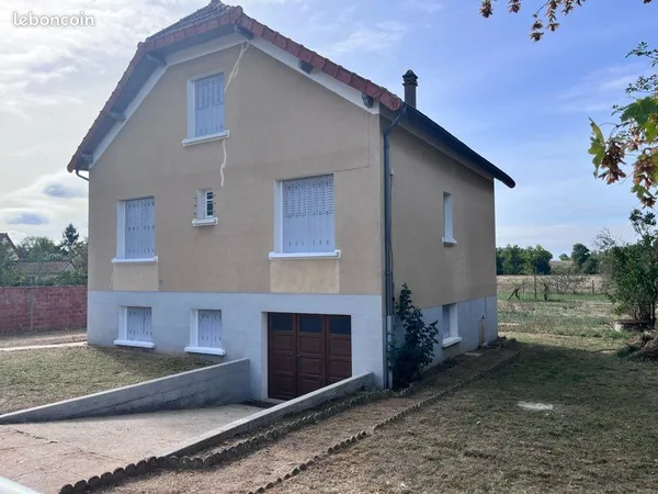 Maison à louer 03360 Meaulne