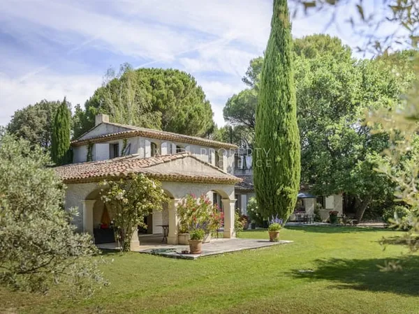 Bastide Mathilde