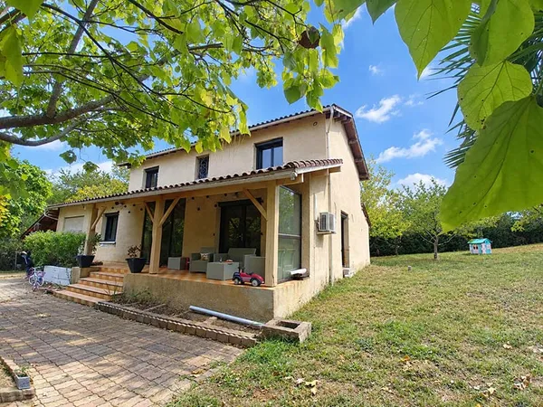 Maison en campagne de Caussade, 5 chambres, terrain 3000m²