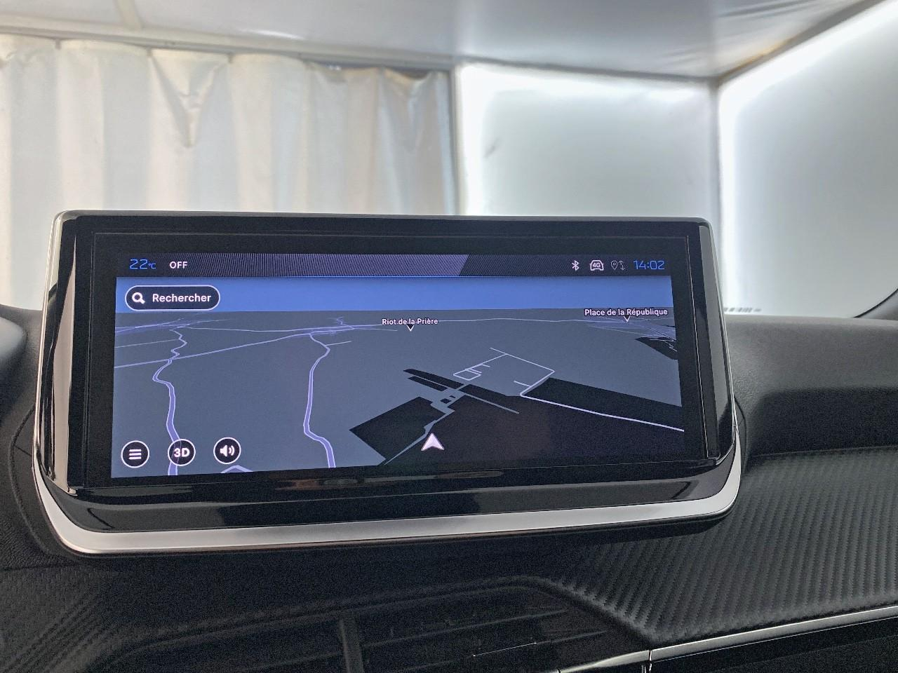 Peugeot 2008 hybrid 145 ch e-dcs6 allure — photo 14