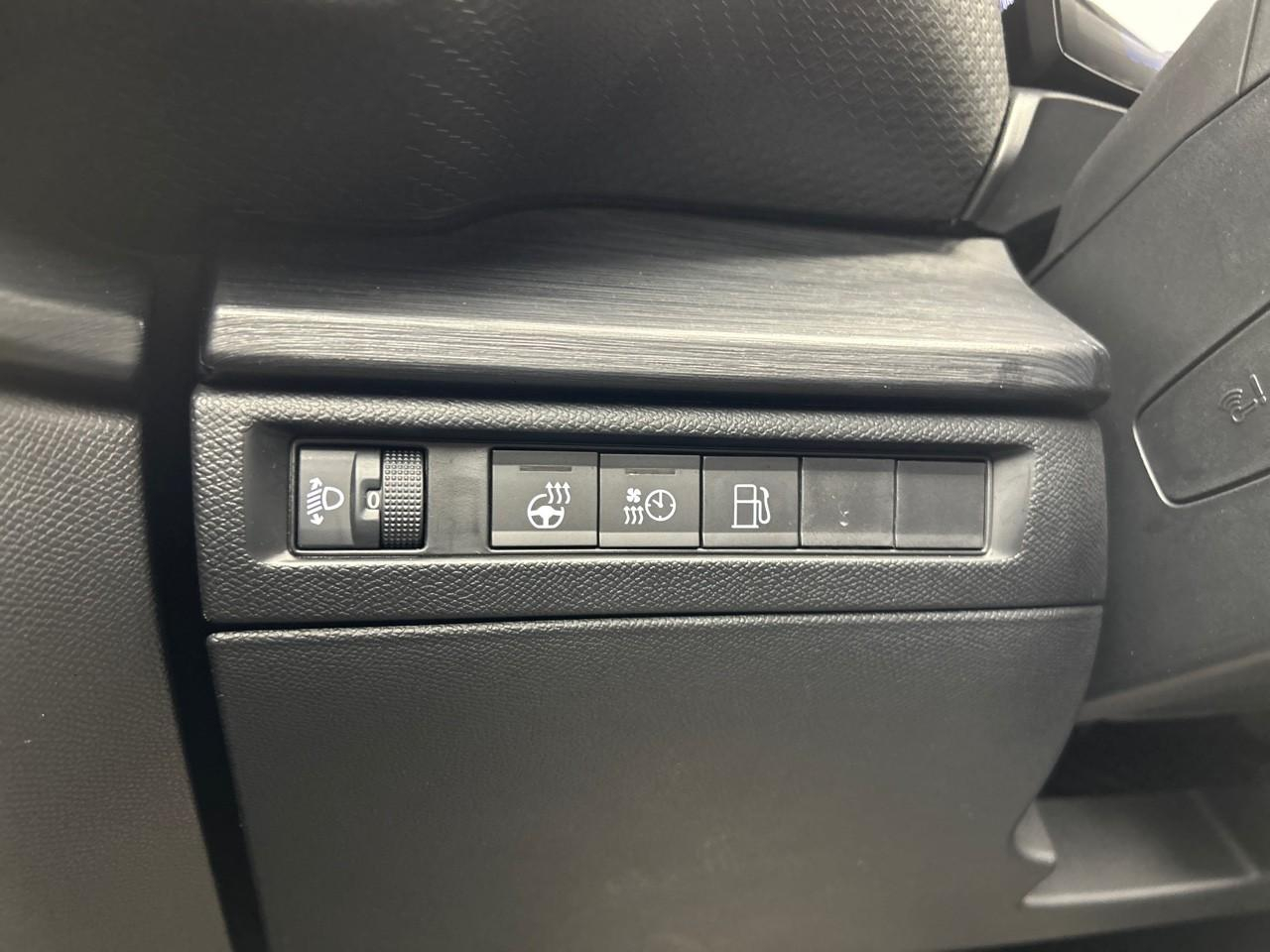 Citroën C5 X hybride rechargeable 225 s&s e-eat8 shine — photo 20