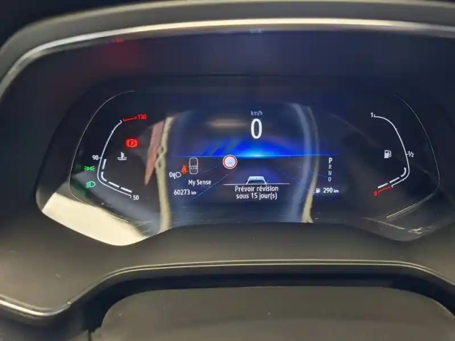 Renault Captur tce 155 edc fap — photo 36