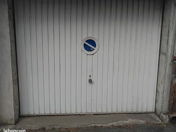 Garage Box