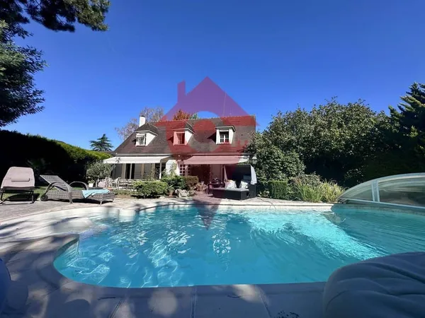 Maison 5 pièces 180 m²