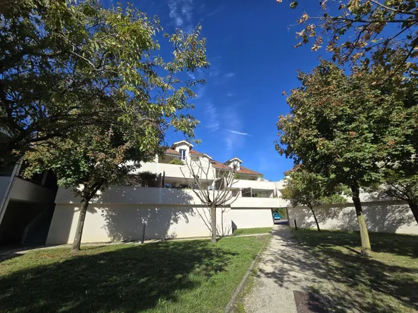 Appartement 5 pièces 100 m²