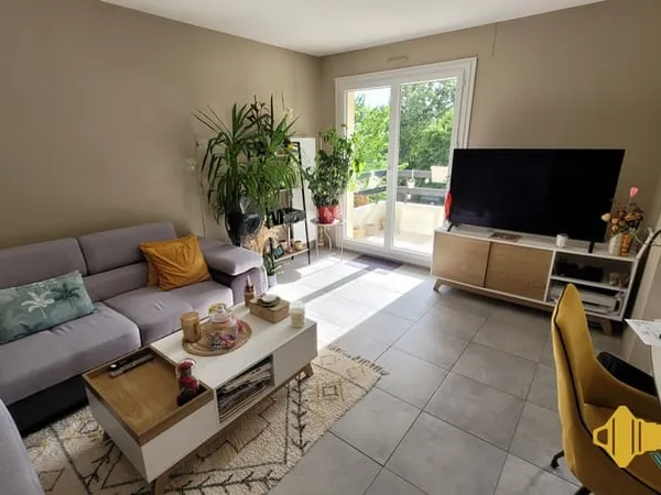 Appart T2 balcon + parking Nantes Sèvre