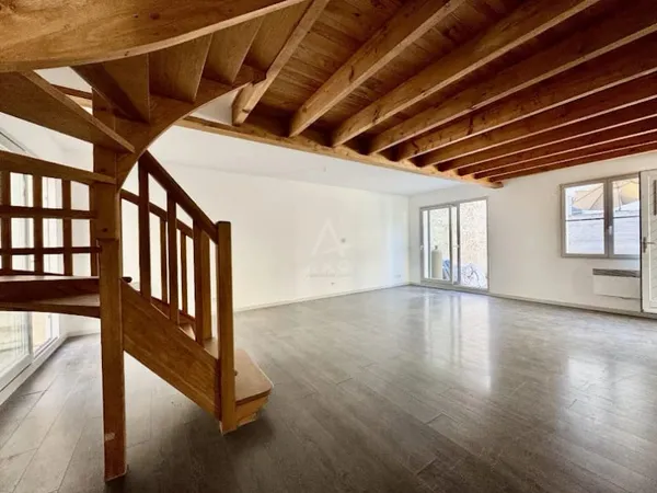 Appartement 4 pièces 91 m²