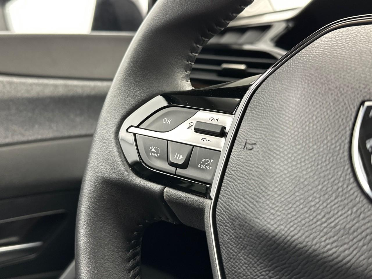 Peugeot 308 bluehdi 130ch s&s eat8 allure — photo 18