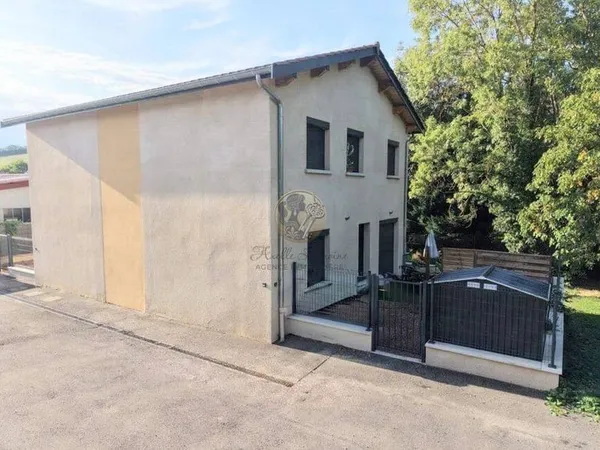 Maison 8 pièces 150 m²
