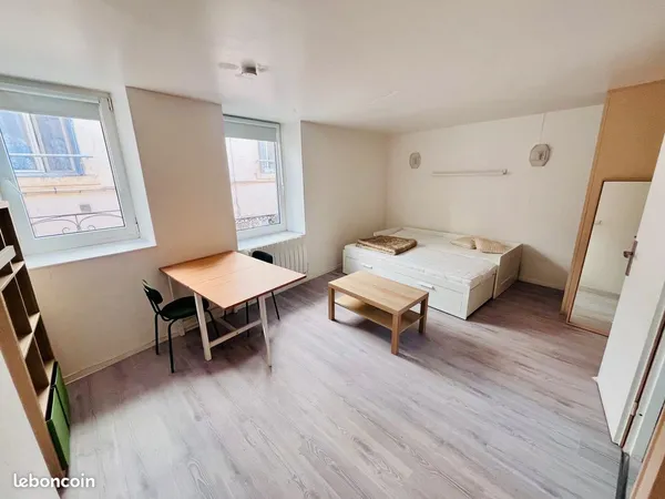 Quartier palais de justice - T1 rénové et meublé de 29 m²