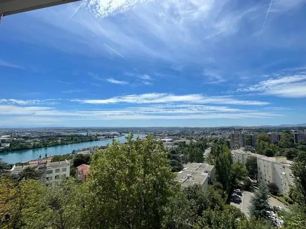 Appartement 4 pièces 64 m²