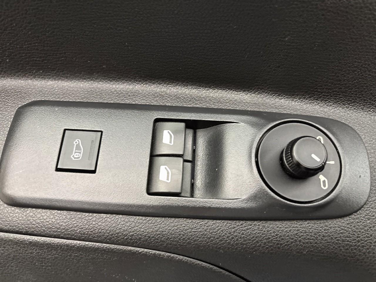 Peugeot Partner fourgon m 650 kg bluehdi 100 s&s bvm6 — photo 26