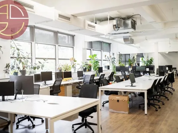 Bureau et espace de travail Location Labège  2700m² 45900€