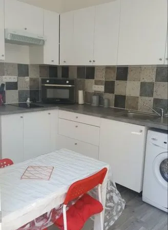 Maison meublée 33 m2 petit jardin Bordeaux Nansouty proche gare
