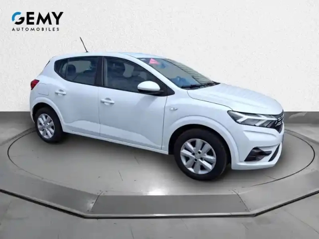 Dacia Sandero tce 90 cvt — photo 3