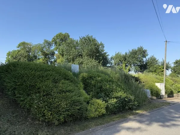Terrain 1370 m²