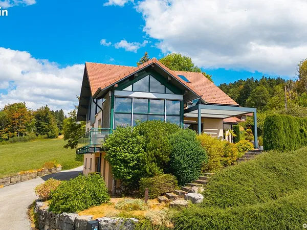 Propriété 8 pièces 202 m²