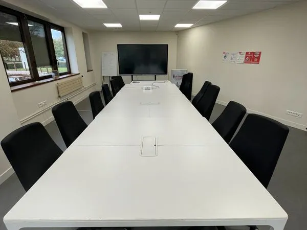 Location salle de réunion 30 personnes