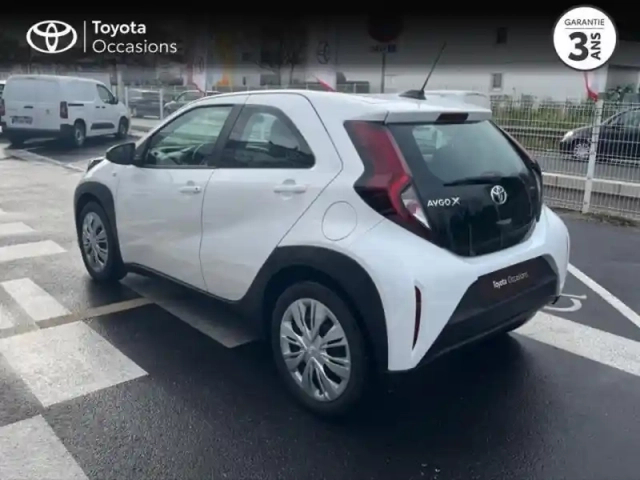 Toyota Aygo X 1.0 vvt-i 72ch dynamic my24 — photo 2