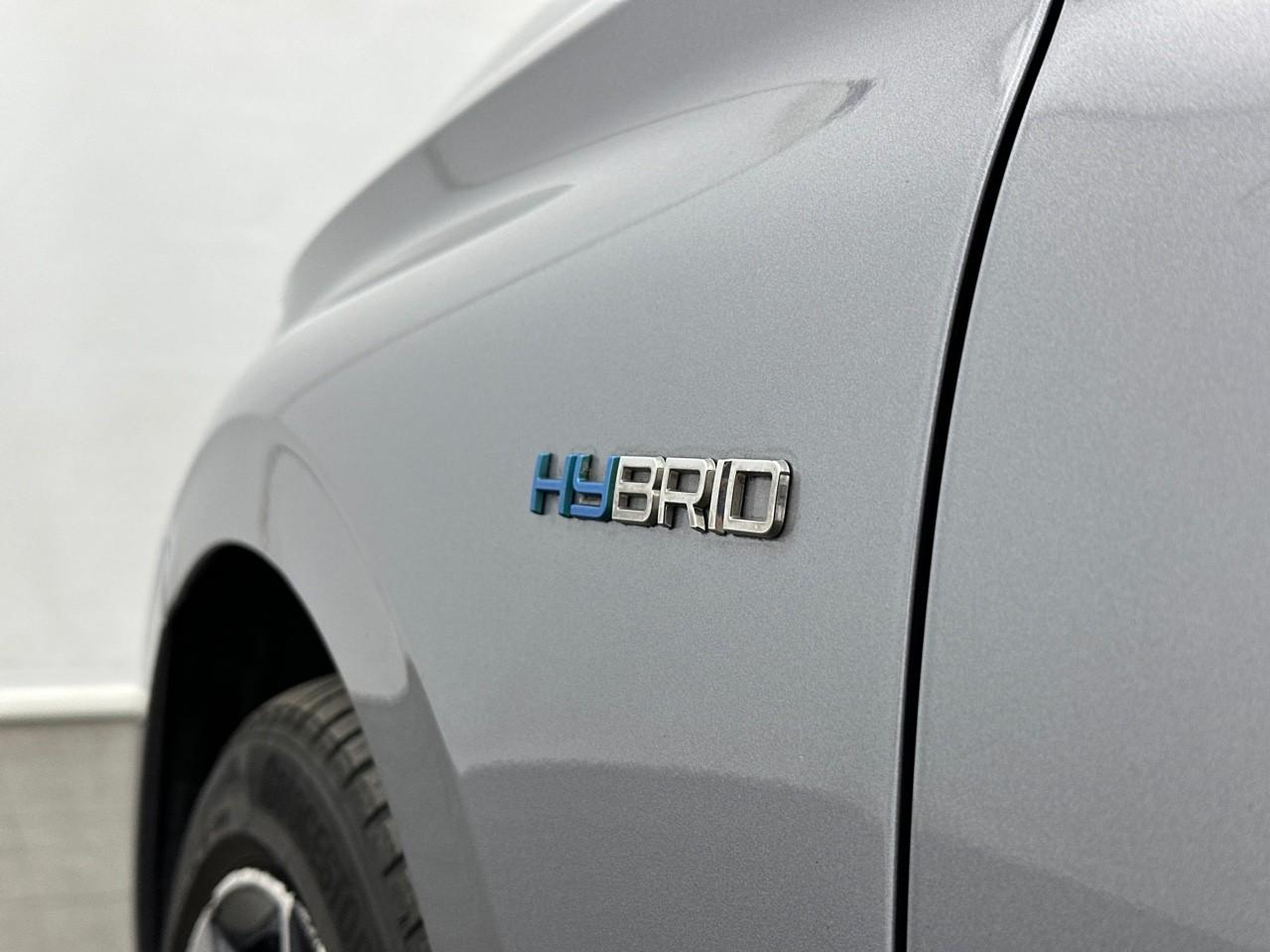 Peugeot 308 phev 180 e-eat8 allure pack — photo 35